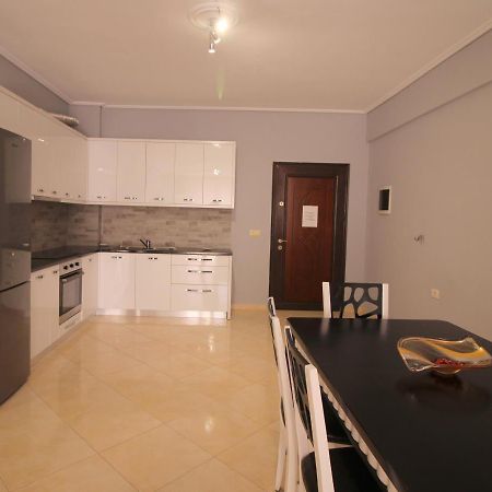 Mece Apt. Apartment Sarande Ngoại thất bức ảnh