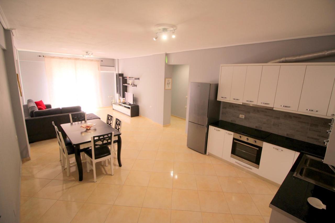 Mece Apt. Apartment Sarande Ngoại thất bức ảnh