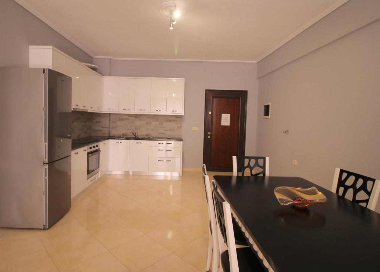 Mece Apt. Apartment Sarande Ngoại thất bức ảnh